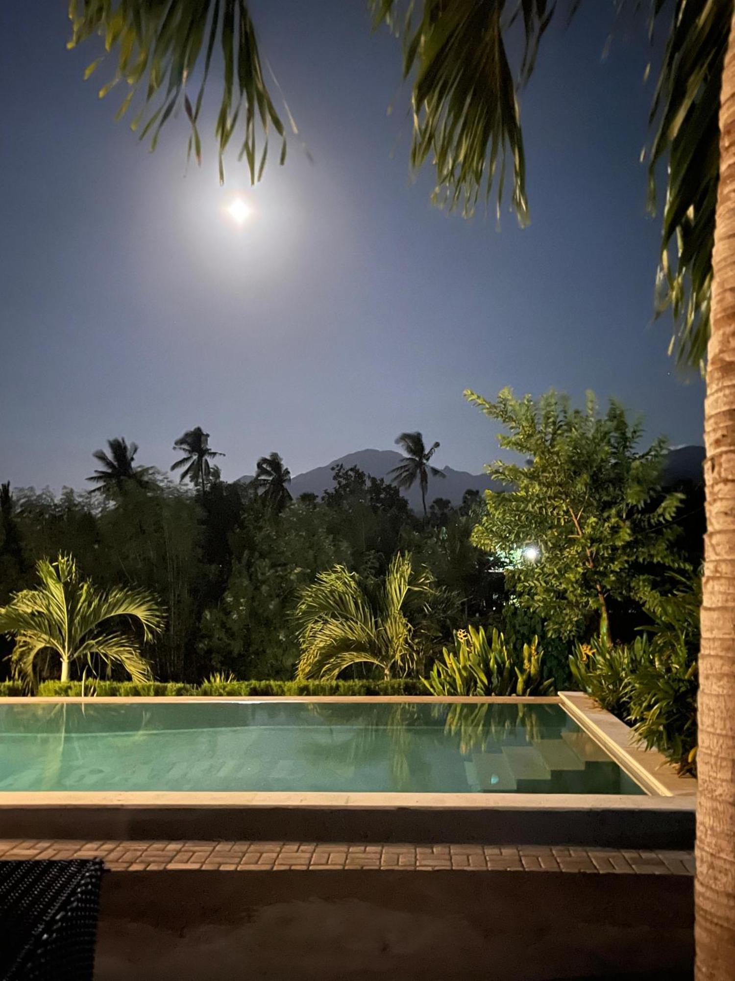 Eco Moringa Garden Hotel Banyuwedang Exterior foto